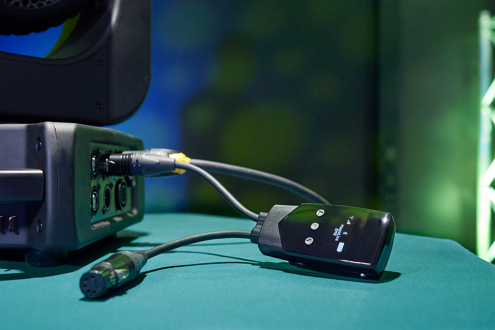 【新品】LumenRadio MoonLite2，便攜式、可充電的CRMX 收發(fā)器